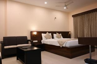 hotel virat siridarshni