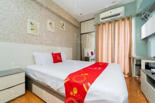 redliving apartemen serpong green view hapukh room tower b