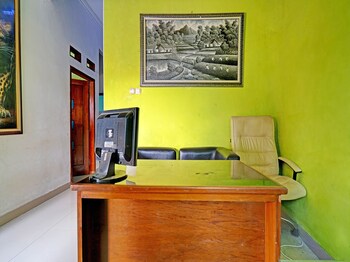 pondokan cempaka cirebon redpartner