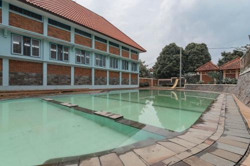 urbanview hotel syariah insani cisarua puncak