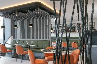 spark by hilton luton