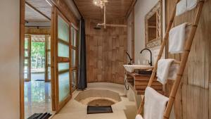 pravasa gili resort by kajane
