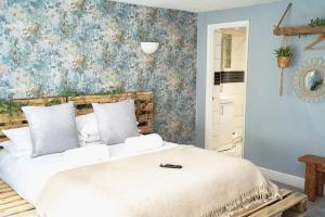 innit rooms saltwater guest house