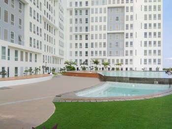 Luxurious Studio At Patraland Urbano Apartment,,0 star