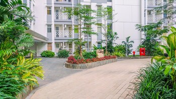 minimalist studio at springlake summarecon bekasi apartment