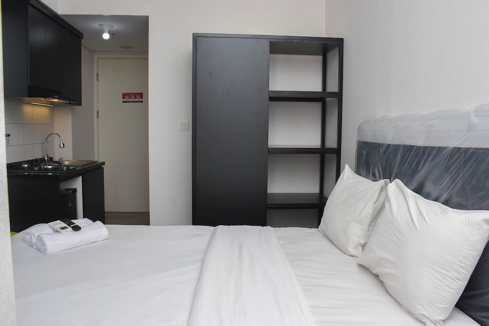 minimalist studio at springlake summarecon bekasi apartment