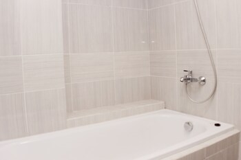 Minimalist And Cozy Studio At Vasanta Innopark Apartment,,0 star