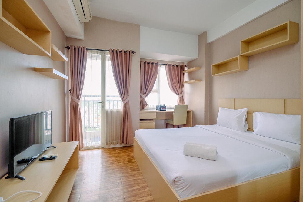 homey and cozy studio apartment at margonda residence 5