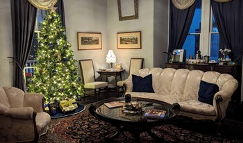 The 1890 Freeman House,,2 star