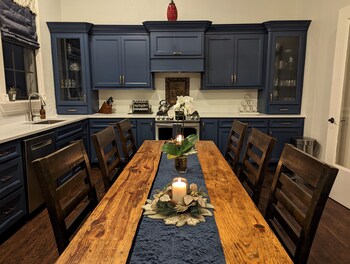 The 1890 Freeman House,,2 star