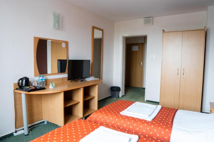 hotel wilanow warszawa by desilva