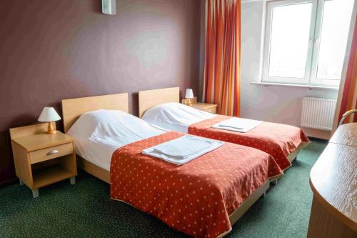 hotel wilanow warszawa by desilva