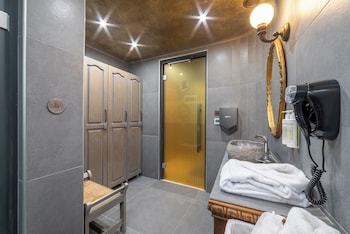 bey house royal hotel