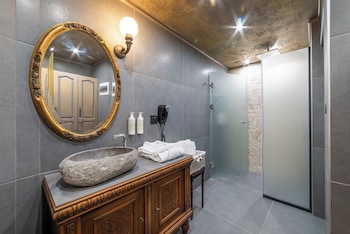 bey house royal hotel