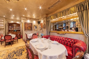bey house royal hotel