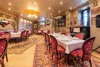 bey house royal hotel