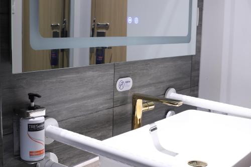 holiday inn express hengshui railway station an ihg hotel