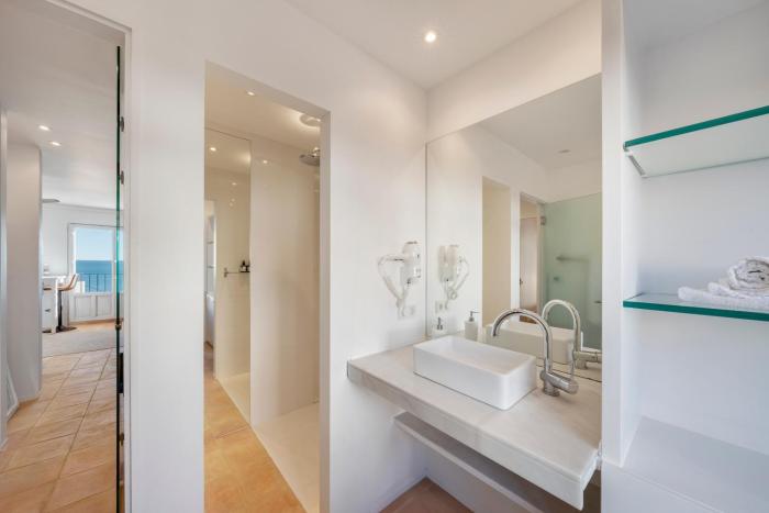porta nova suites altea adults only
