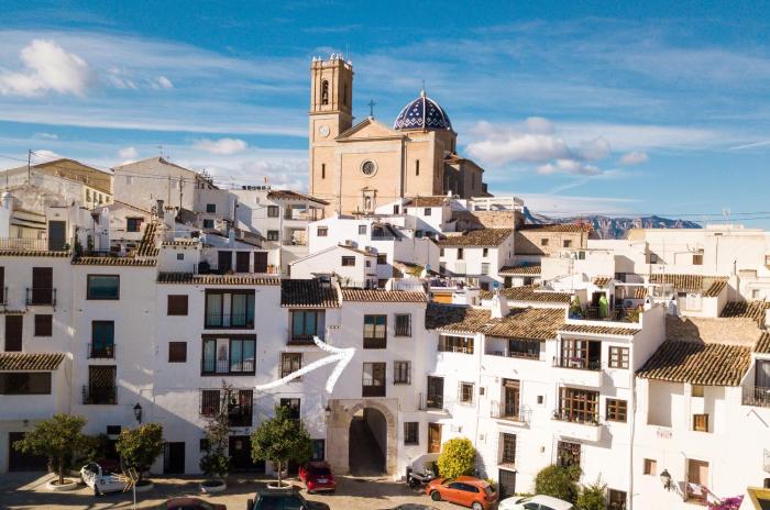 porta nova suites altea adults only
