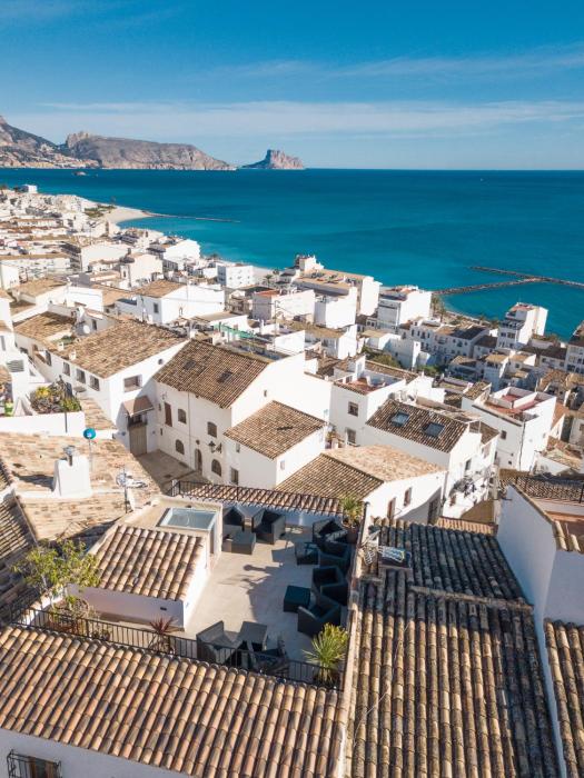 porta nova suites altea adults only