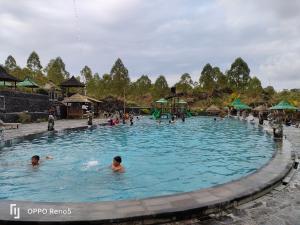 batur water park villa