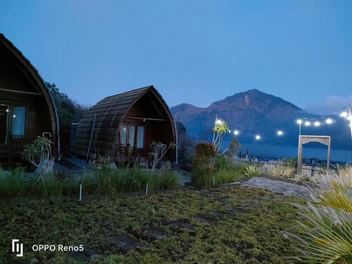 batur water park villa