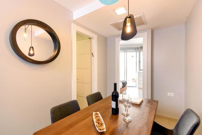 sea land suites