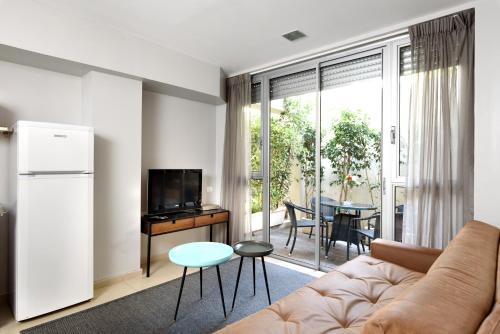 sea land suites