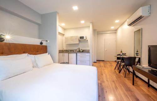 sea land suites