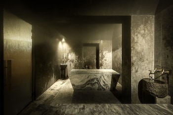Pixel - An Autonomous Hotel By Loginn,,0 star