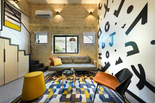 pixel an autonomous hotel by loginn