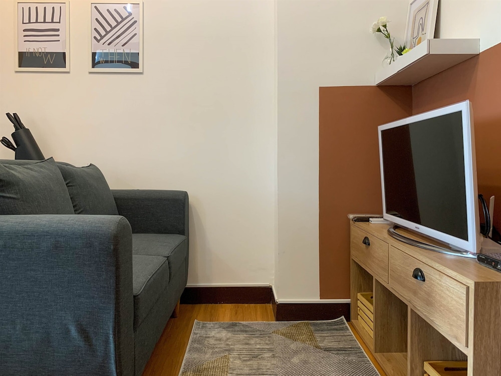 comfort and nice 2br at cinere resort apartment