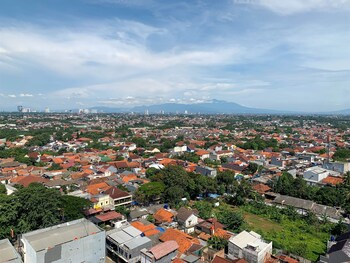 comfort and nice 2br at cinere resort apartment