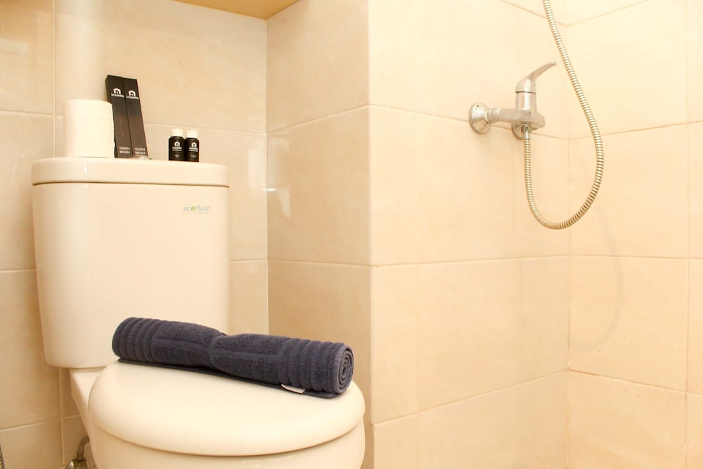 tidy and homey studio apartment at mustika golf residence