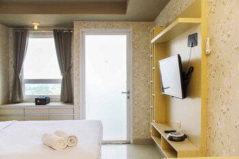 tidy and homey studio apartment at mustika golf residence