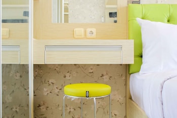 tidy and homey studio apartment at mustika golf residence