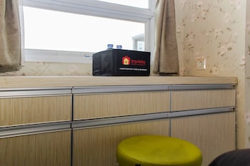 tidy and homey studio apartment at mustika golf residence