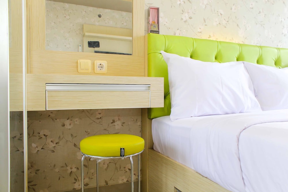 tidy and homey studio apartment at mustika golf residence