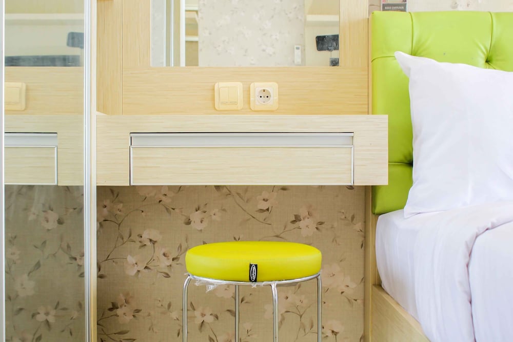 tidy and homey studio apartment at mustika golf residence