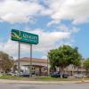 Quality Inn & Suites Camarillo - Oxnard,Oxnard>>Camarillo,3 star