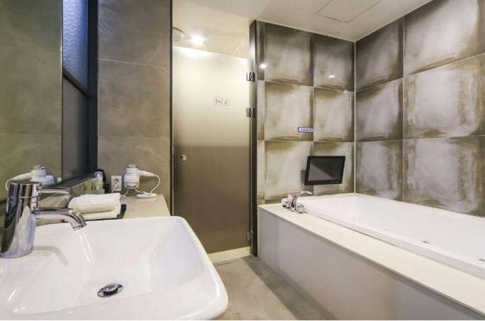 gimhae eobangdong 247 hotel stay