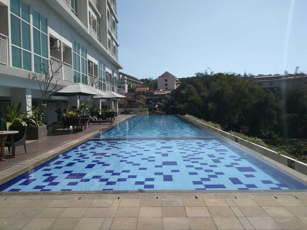 artistic studio apartment at taman melati jatinangor