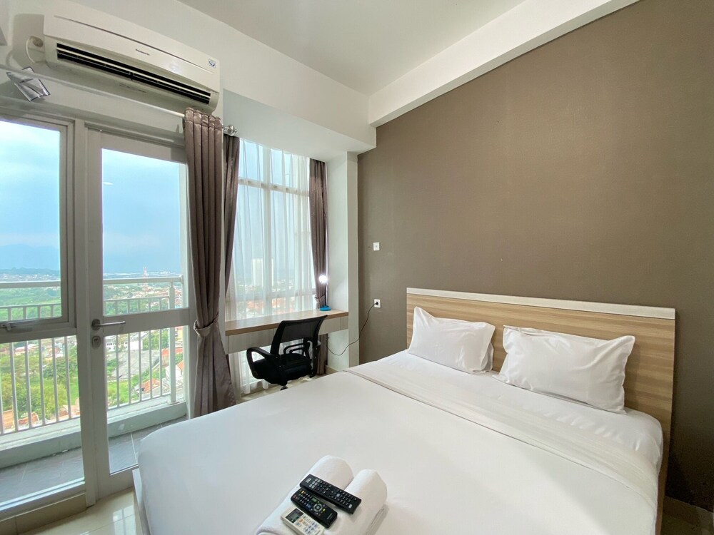 artistic studio apartment at taman melati jatinangor