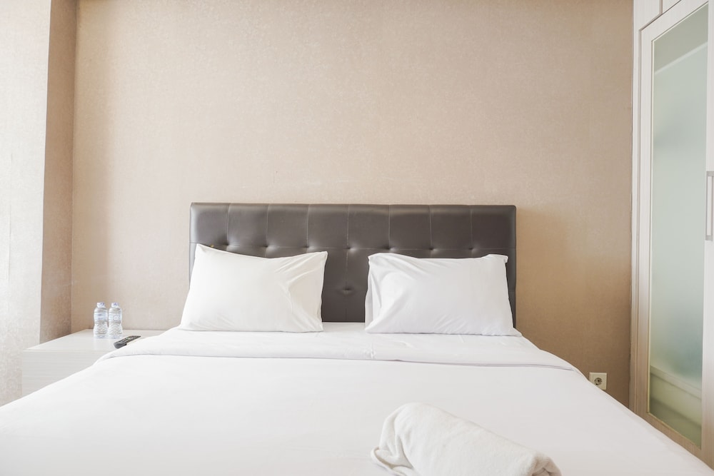 warm and cozy studio at cinere bellevue suites apartment
