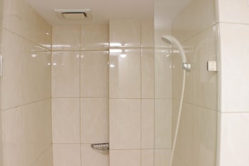 warm and homey 2br at springlake summarecon bekasi apartment