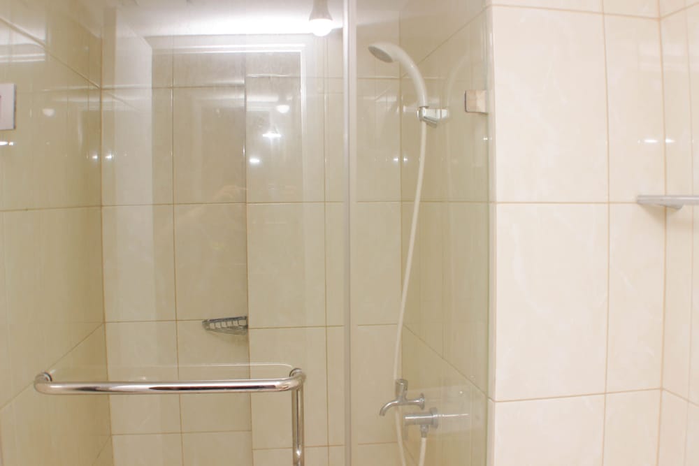 warm and homey 2br at springlake summarecon bekasi apartment