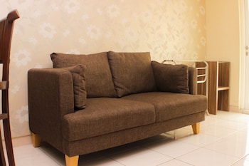 warm and homey 2br at springlake summarecon bekasi apartment