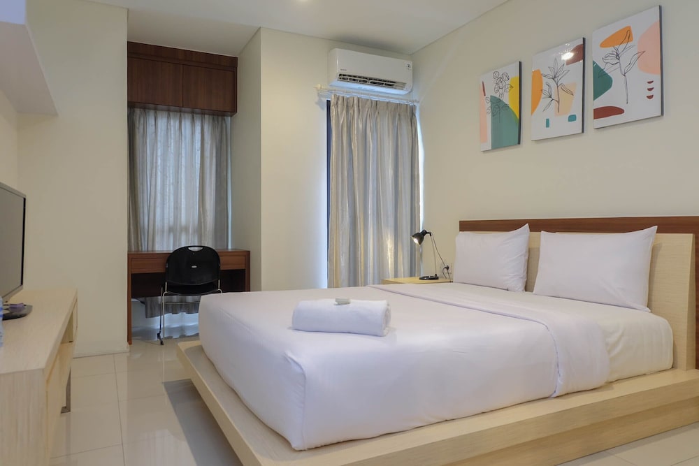 nice and comfy studio tamansari semanggi apartment