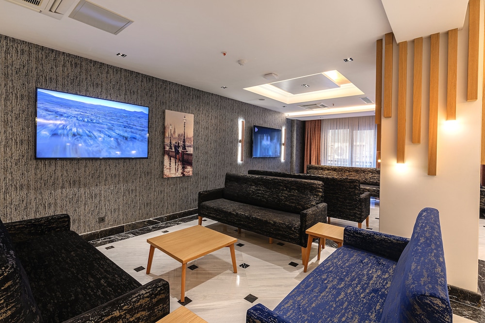 demiray hotel