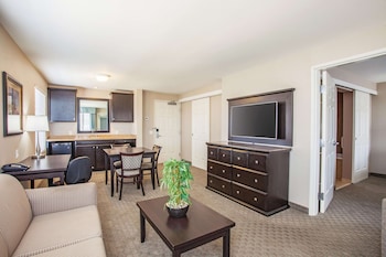 la quinta inn and suites by wyndham paso robles